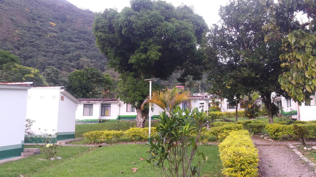 Servituristicos La Esmeralda Hotel Santa María Kültér fotó